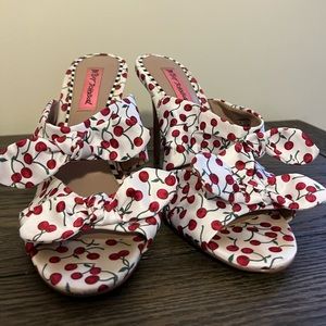 Betsy Johnson Rumor Stilettos. Size 10 with Silk Cherry Pattern